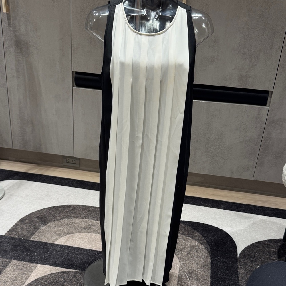 Karl Lagerfeld Black and White Pleated Midi Dress